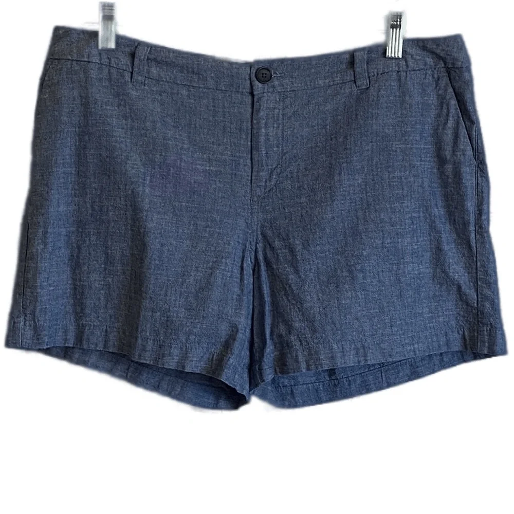 Chambray Chino Shorts Delicate Blue Denim Lightweight Cotton Womens Size 12